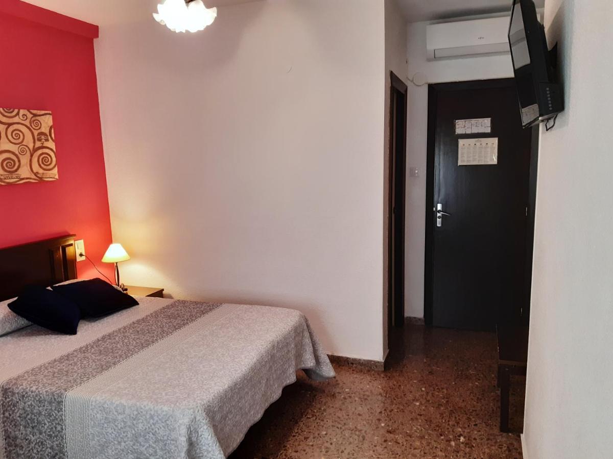 Hotel Azahar Oliva Bagian luar foto