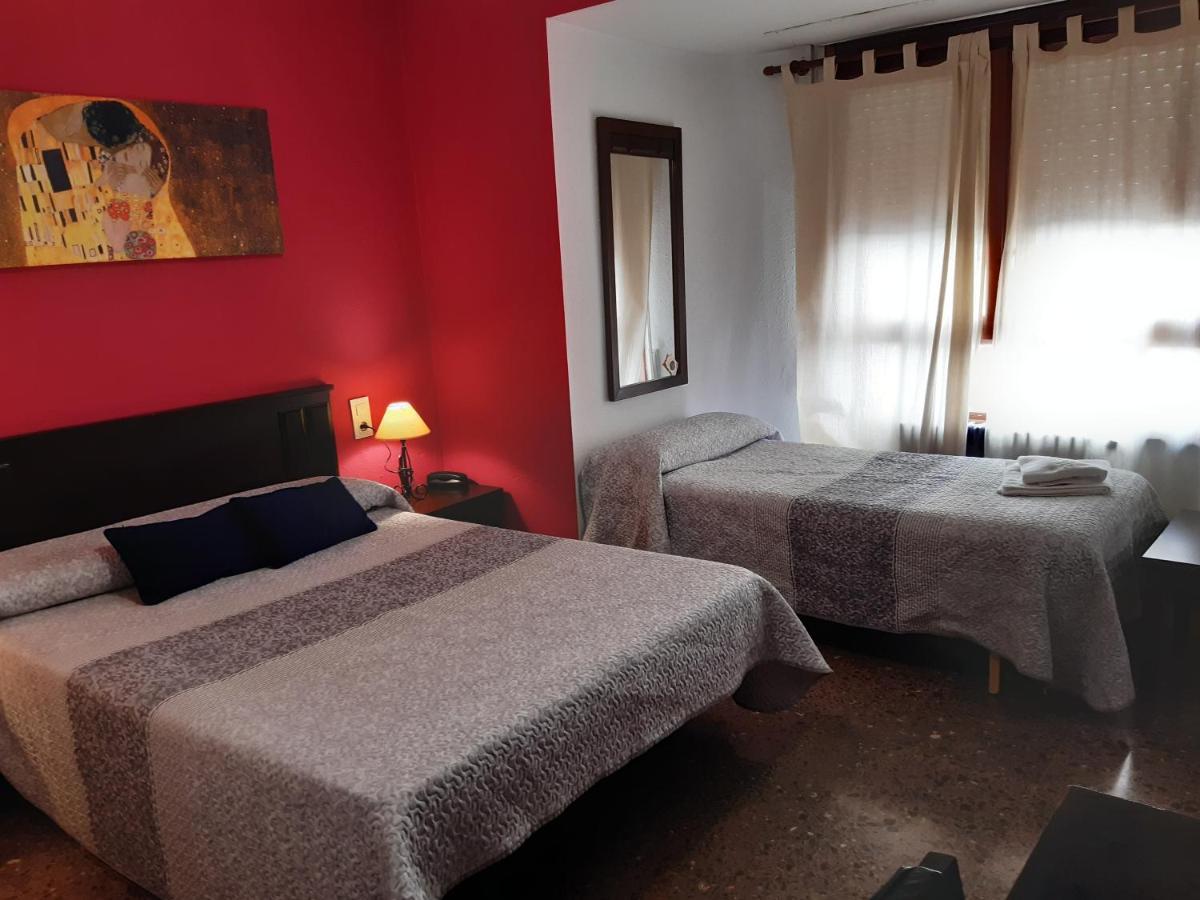 Hotel Azahar Oliva Bagian luar foto