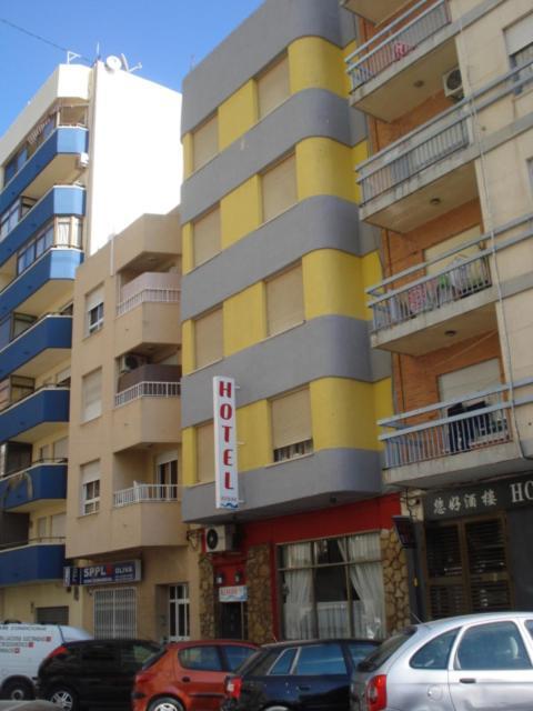 Hotel Azahar Oliva Bagian luar foto